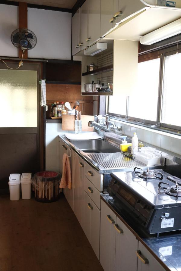 Guesthouse Kojiya 暮らしをつくる宿 旧糀屋 Fukutsu Exterior photo